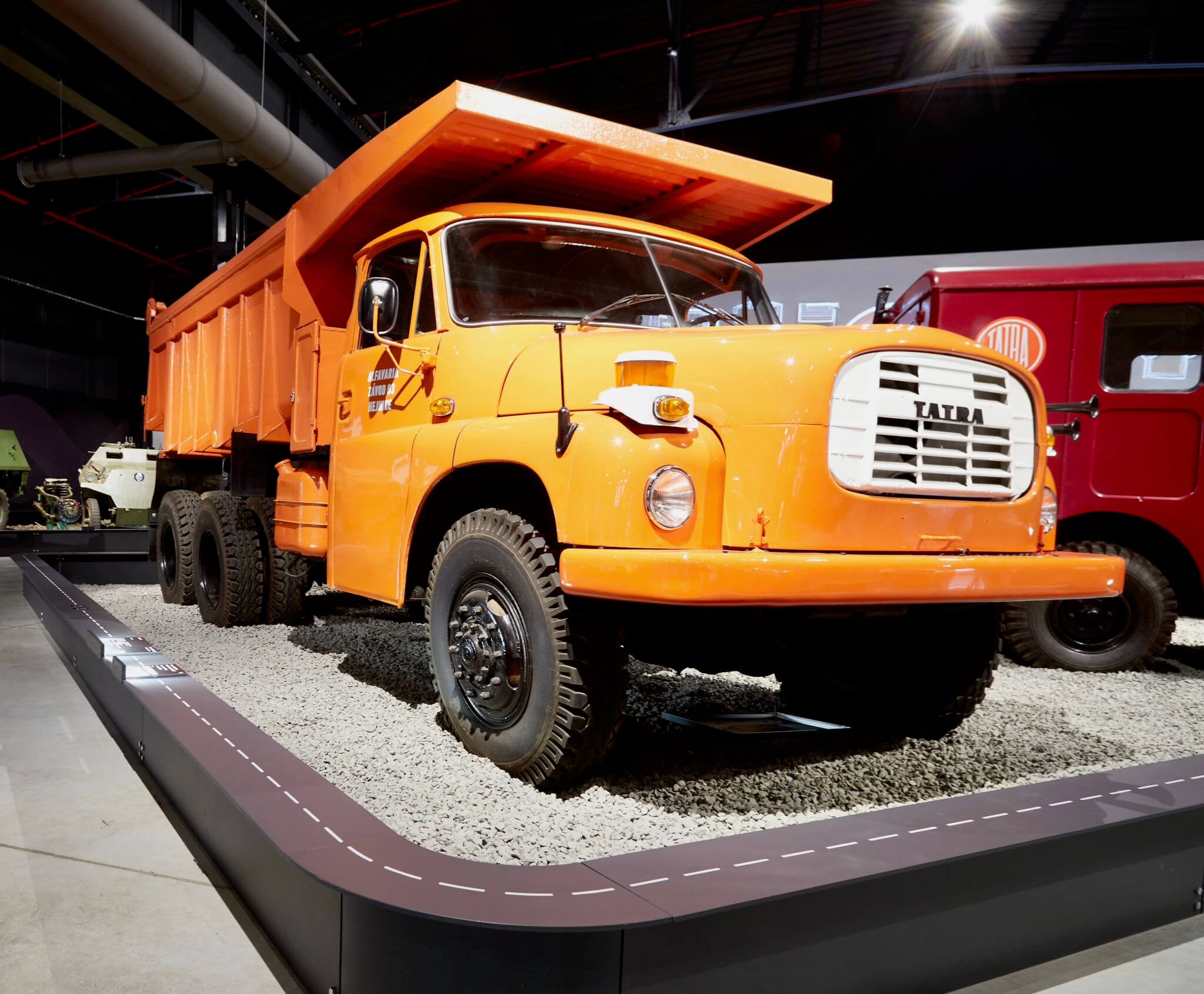 Muzeum n&aacute;kladn&iacute;ch automobilů TATRA