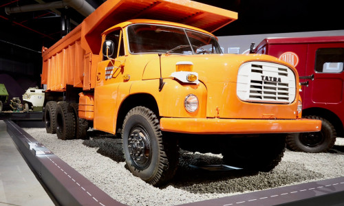 Muzeum n&aacute;kladn&iacute;ch automobilů TATRA